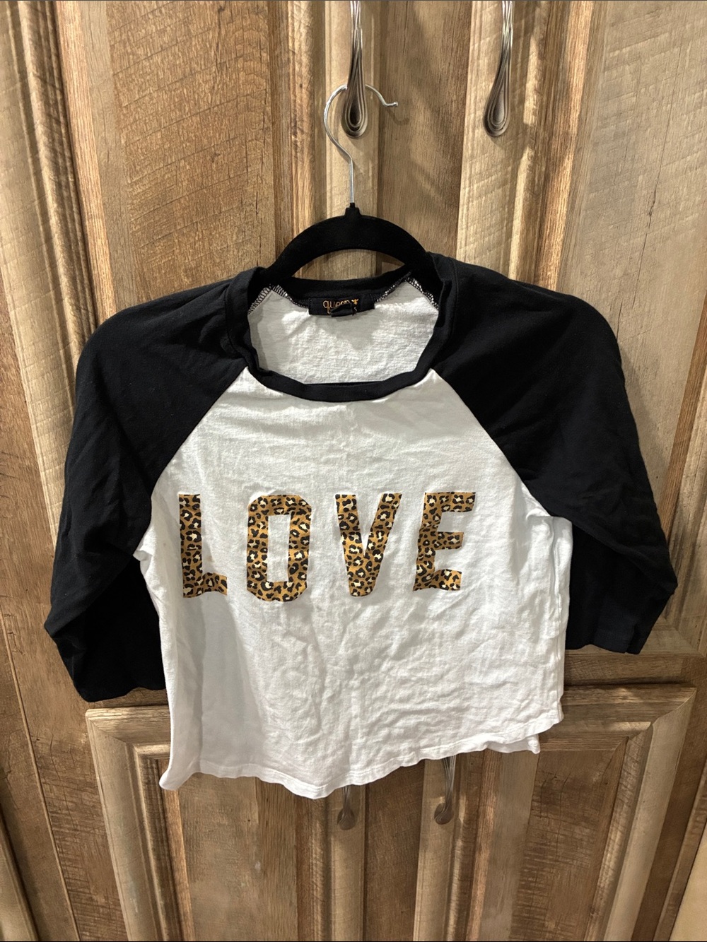 Queen Bees Black-Collar White Tee with Gold Logo
